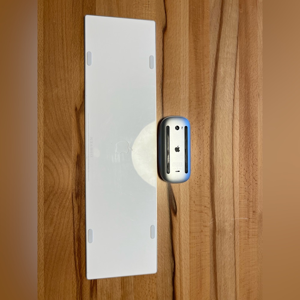 Apple Magic Keyboard (Mouse NOT Included) - Picture 4 of 4